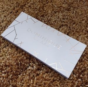 Dominique Eyeshadow palette